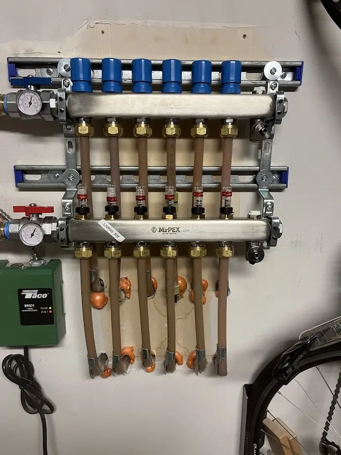 Plumber performing Gas Leak Detection at a residential property in Blue Island